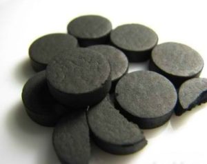 Как очистить самогон активированным углем в таблетках?