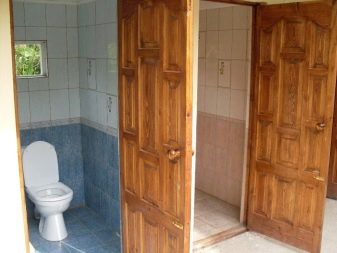 Хозблоки для дачи с душем и туалетом: преимущества и недостатки