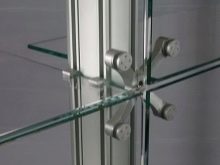Петли для стеклянных дверей: инструкции по выбору и установке