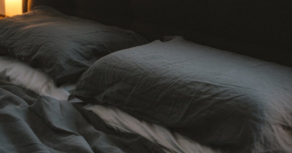 Какой наполнитель для подушки лучше: 15 вариантов и советы по выбору